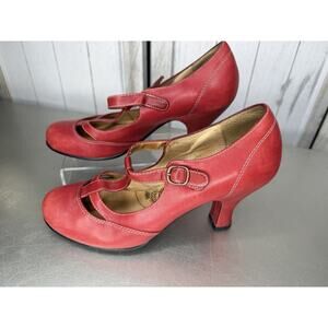 Sofft Mary Jane Heeled Pumps Red Leather Women’s Size 7M